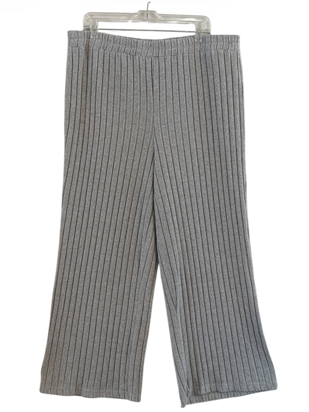 SHEIN Gray Ribbed Wide-Leg Pants & Button-Accent Knit Top Set Size 4XL = 2X/20 - Picture 8 of 13